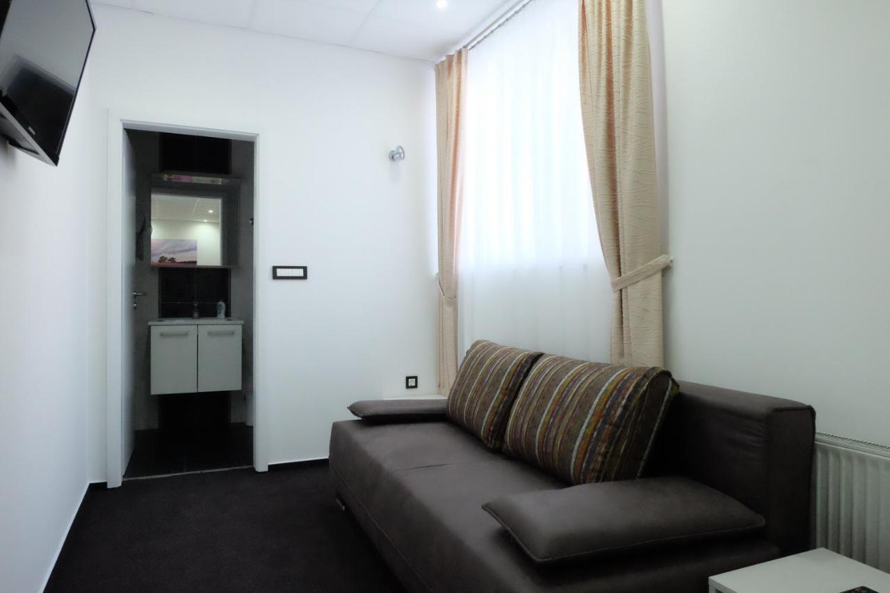 Luwiana Suites Ljubljana Room photo